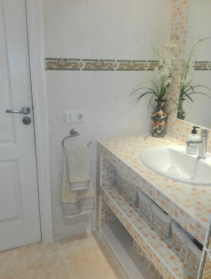 Apartamento Centro: Beachfront Charm * Marbella