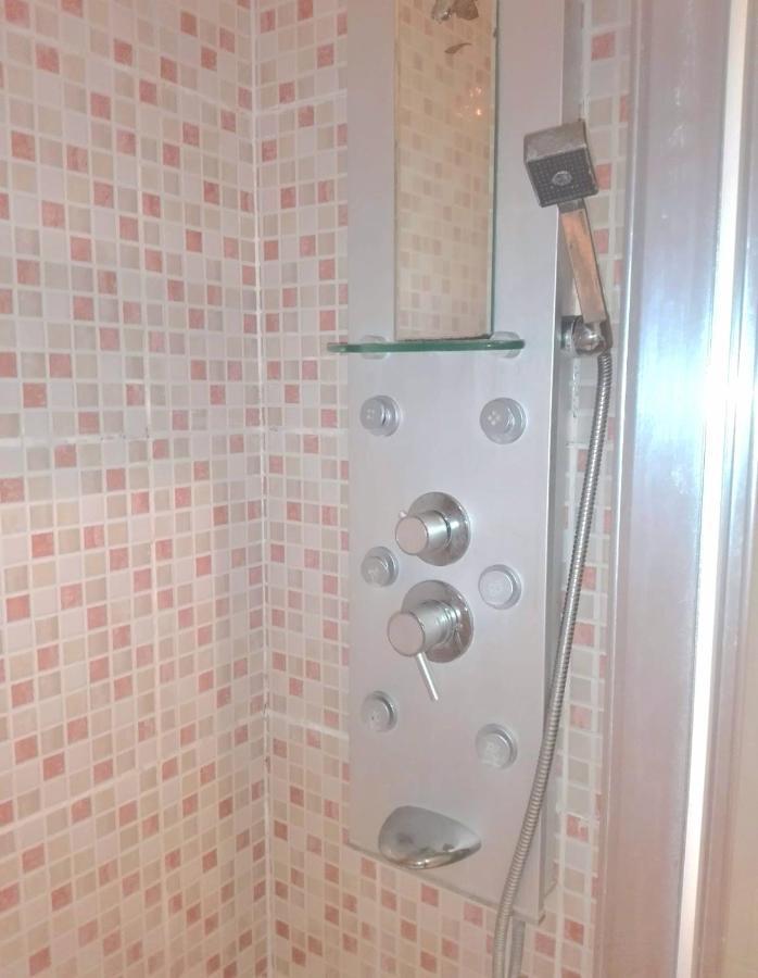 Apartamento Centro: Beachfront Charm Apartamento Marbella